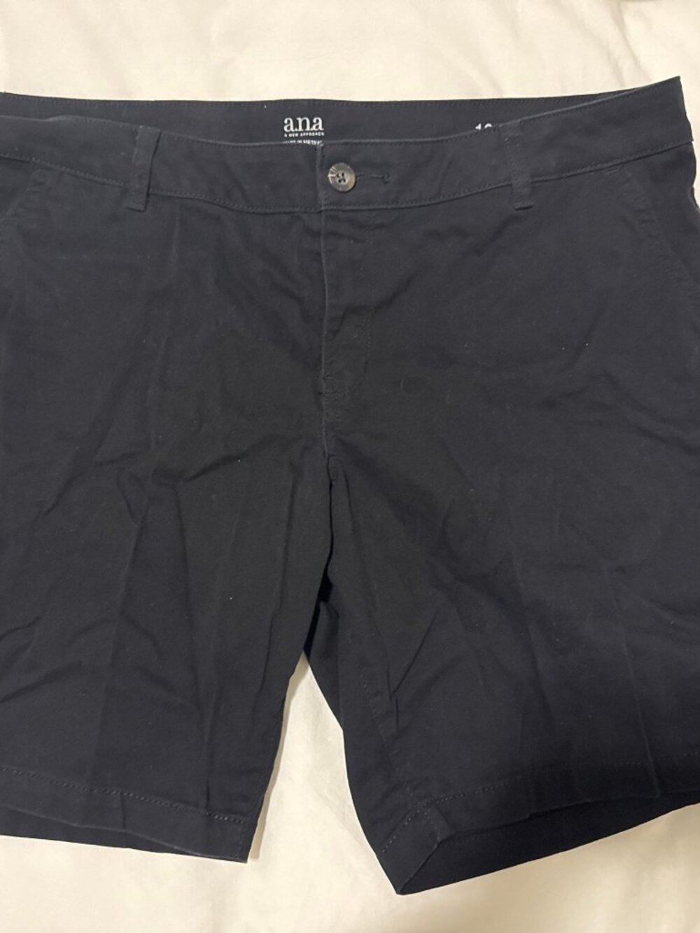 ana Bermuda Shorts Size 16 Black Women's Casual